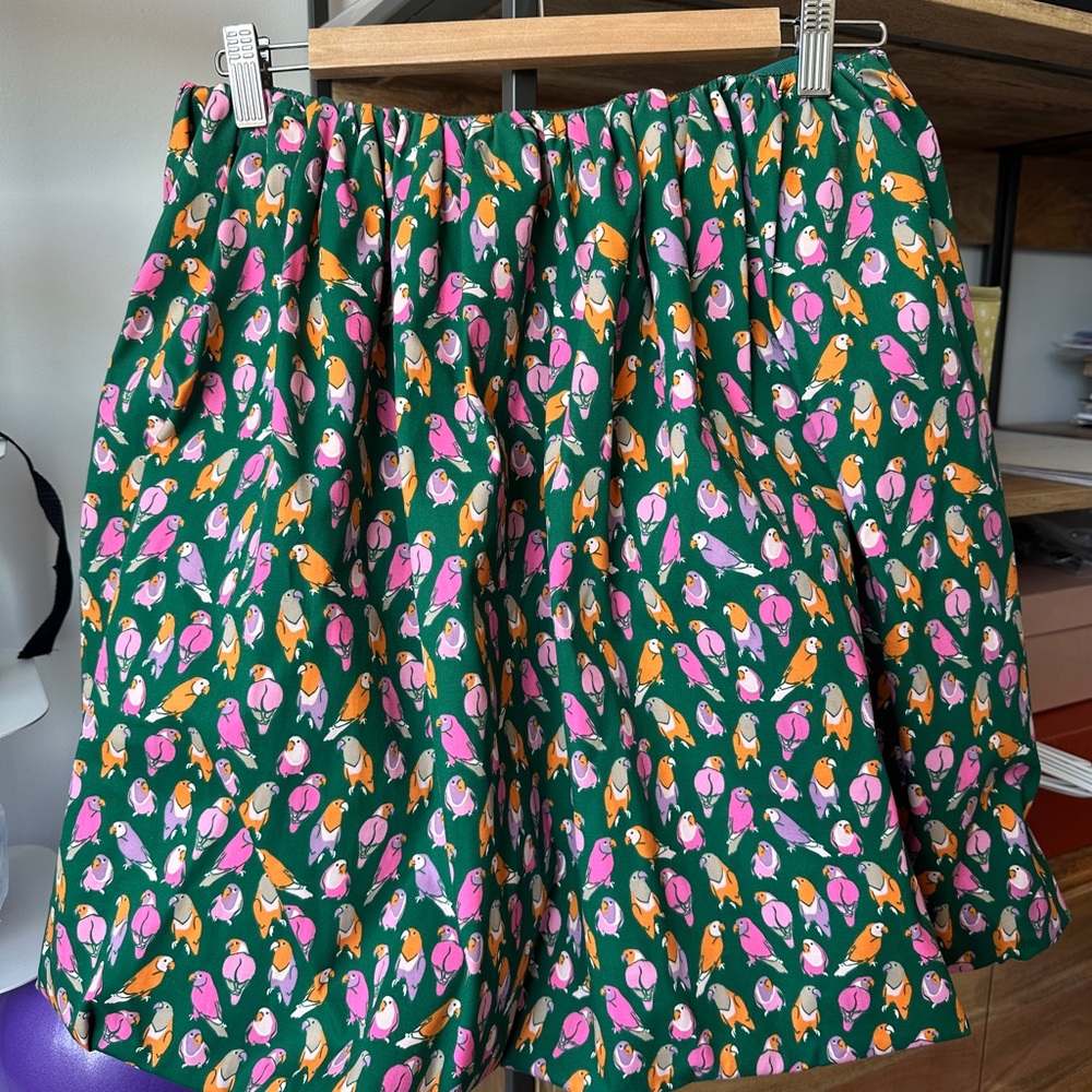 J.Crew Blue Bubble Skirt with Ruffled Parrot Print – Size 6